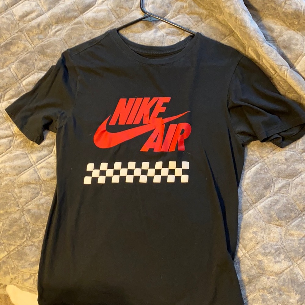 Nike short sleeve shirt